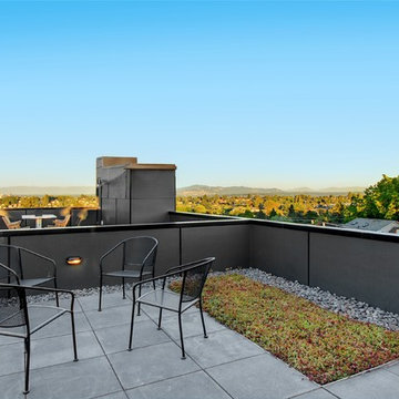 18th Ave City Homes Unit B