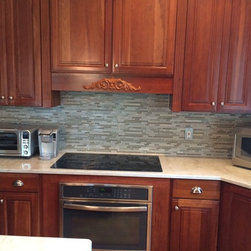White Pearl Quartzite kitchen - Kitchen Countertops