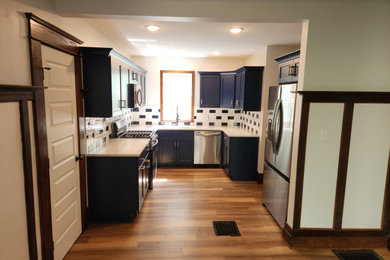 Example of a laundry room design in Grand Rapids