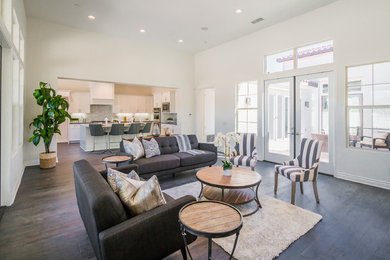 Family room - modern family room idea in Los Angeles