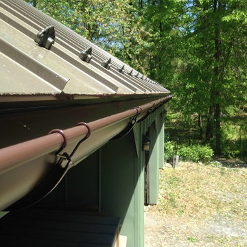 Traditional Bead Half Round Seamless Gutters