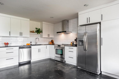 Kitchen photo in Vancouver