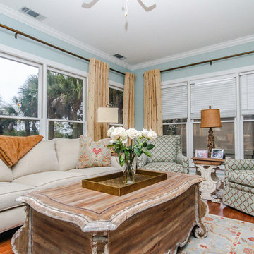 Decorum's Draperies and Furniture in the Home