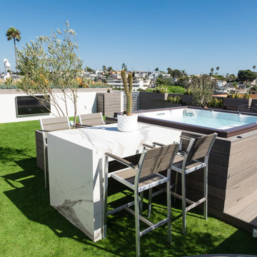 Modern Rooftop Deck