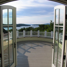 Lakeside Living