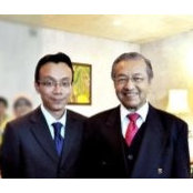 Syahnaz Ali's photo
