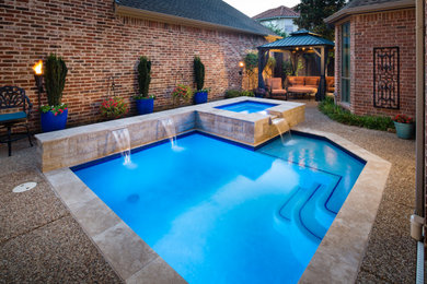 Linear Small Space Pool