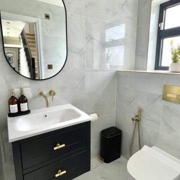 Felstead cloakroom