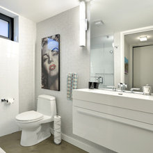Lake Home Powder room