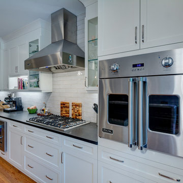Spectacular Spacious Kitchen