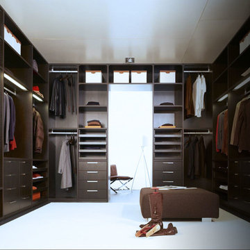 -Custom Closets