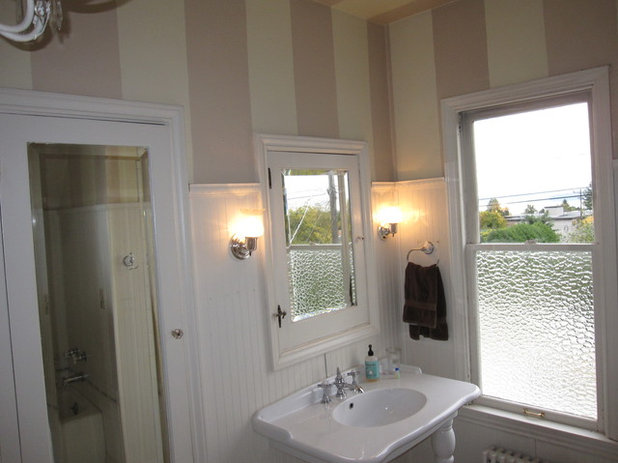 Before and After: Family Bathroom Accommodates Family of Four