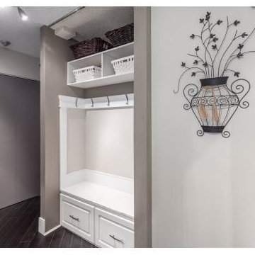 8th Street, New Westminster 2 bedroom condo staging