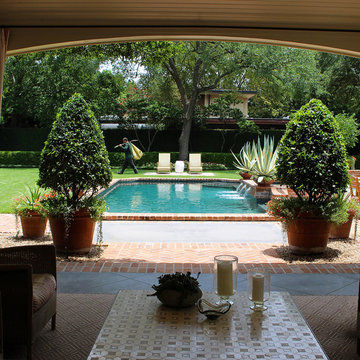 Backyard Oasis - River Oaks, Houston