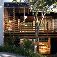 Houzz Tour: Shades of Japan in an Updated ’60s Gem