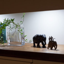 reLight 2010 - &Eacute;tag&egrave;re et Vitrine