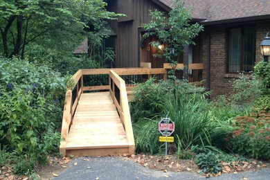Design ideas for a rustic landscaping in St Louis.