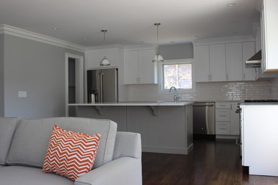Transitional kitchen photo in New York