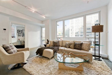 Inspiration for a contemporary living room remodel in New York