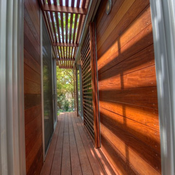 Mar Vista Compound