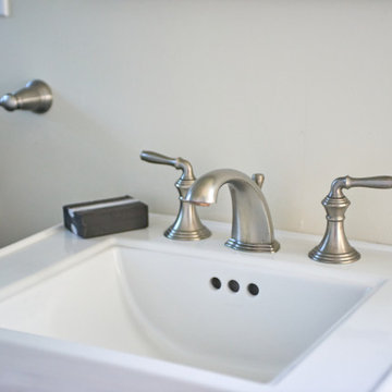 Pedestal Sink with Widespread Faucet