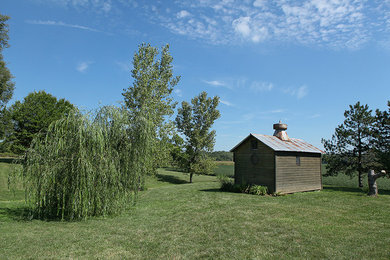 Photo of a country shed and granny flat in Columbus.