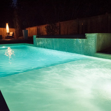 Contemporary backyard in Beaconsfield