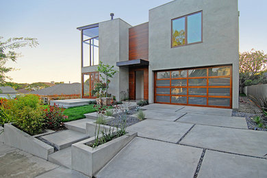 Inspiration for a modern landscaping in Los Angeles.