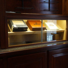 Cigar and Wine lounge