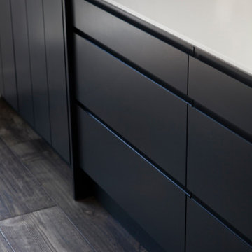 Jonathan Williams Modern Contemporary Collection - Wicklow