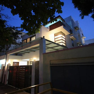 The Linear Expanse House