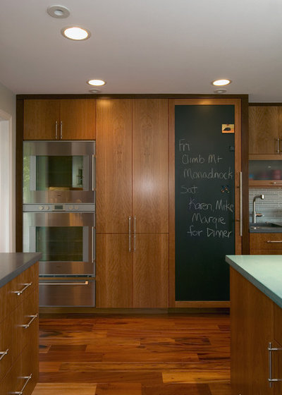 Contemporary Kitchen by Divine Design Center