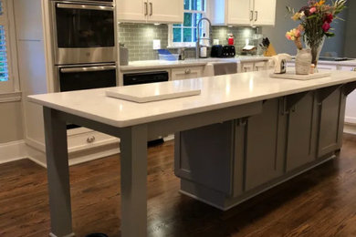 Kitchen photo in Atlanta