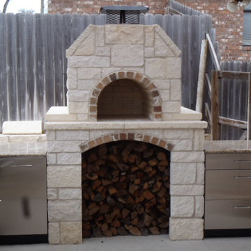 The Newsome Family Wood Fired Brick Pizza Oven in Texas