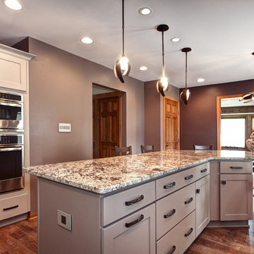 Contemporary Entertaining Kitchen