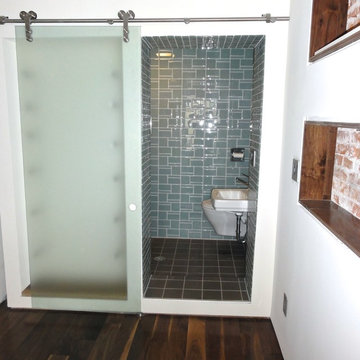 Contemporary Bathroom