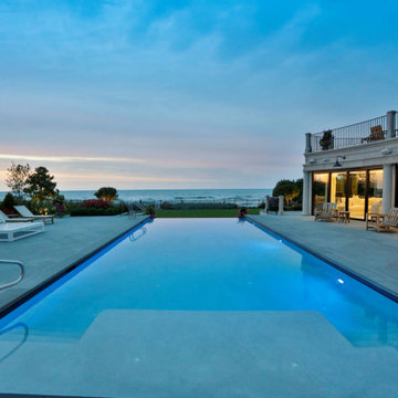 Wilmette, IL Rectilinear Swimming Pool with Separate Hot Tub