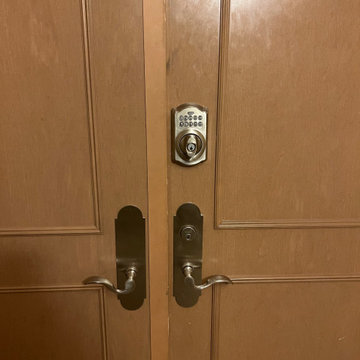 LOCKSMITHS