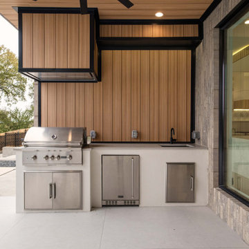 2401 Oakhaven