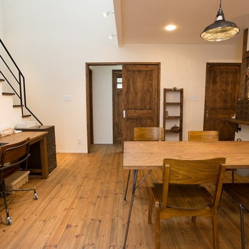 アイアンでカフェ風の家