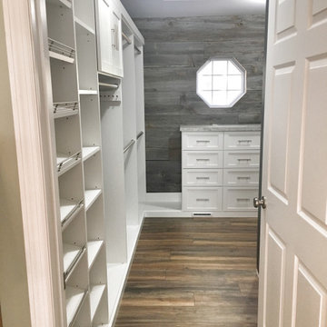 Foristell Master Closet