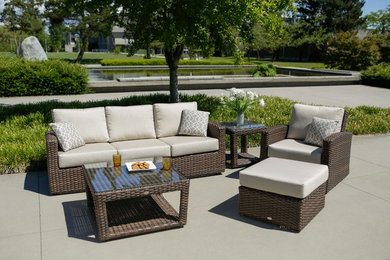 Patio - mid-sized contemporary courtyard patio idea in Denver