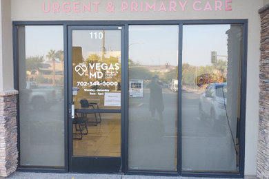 Trendy home design photo in Las Vegas