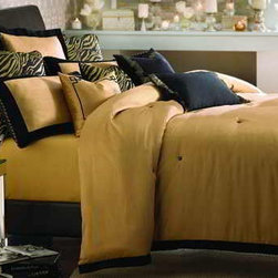 AICO Furniture - Cantera Bedding Ensemble Set &ndash; canter-gld - Bedroom Products