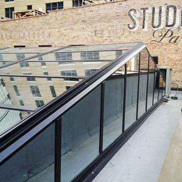 Studio Paris - Chicago, IL