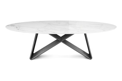 Broad | Dining table