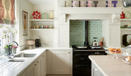 London Houzz Tour: A Warm, Calm Palette Creates a Welcoming Home