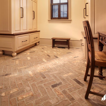 Cape Lookout Thin Brick Home - Tennessee