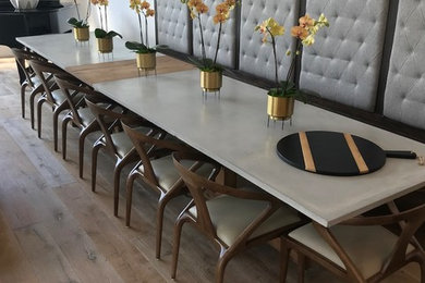 Example of a dining room design in Tampa
