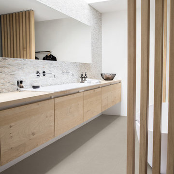Modern bathroom